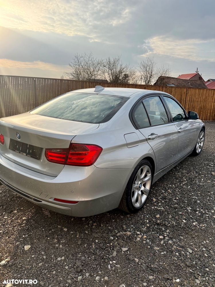 BMW Seria 3 320d Efficient Dynamic Edition Aut. Blue Performan Sport Line - 10