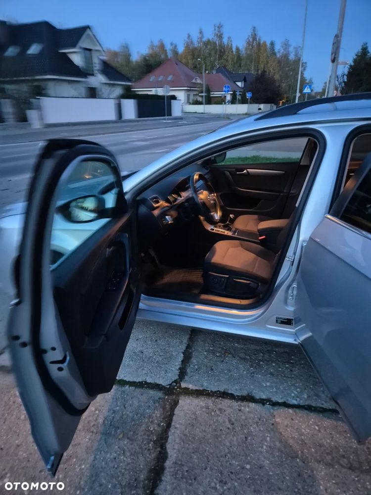 Volkswagen Passat - 10