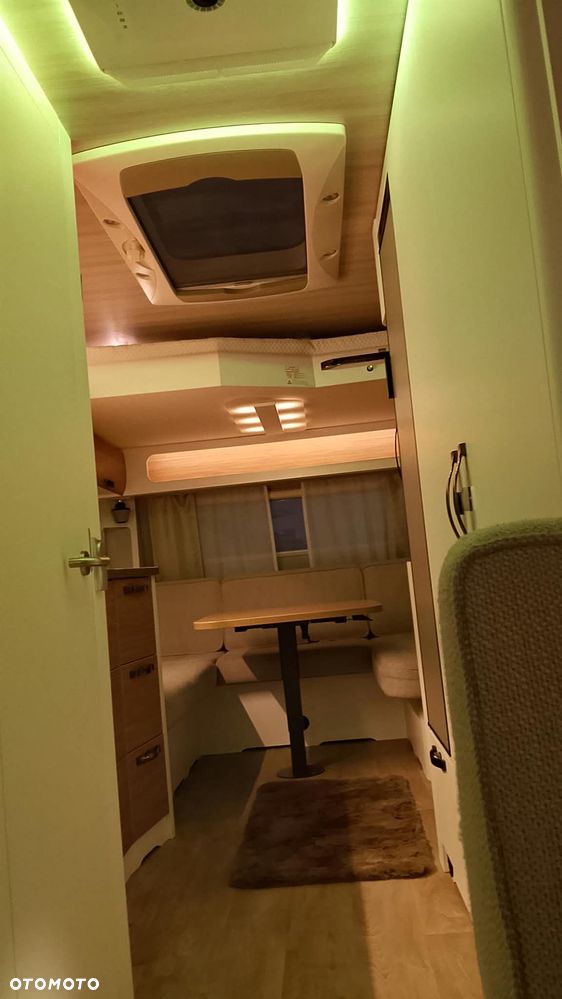 Hymer-Eriba Nova-555-EN - 18