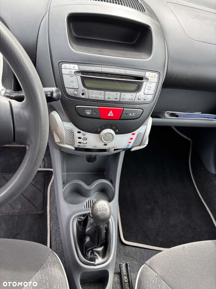 Peugeot 107 - 4