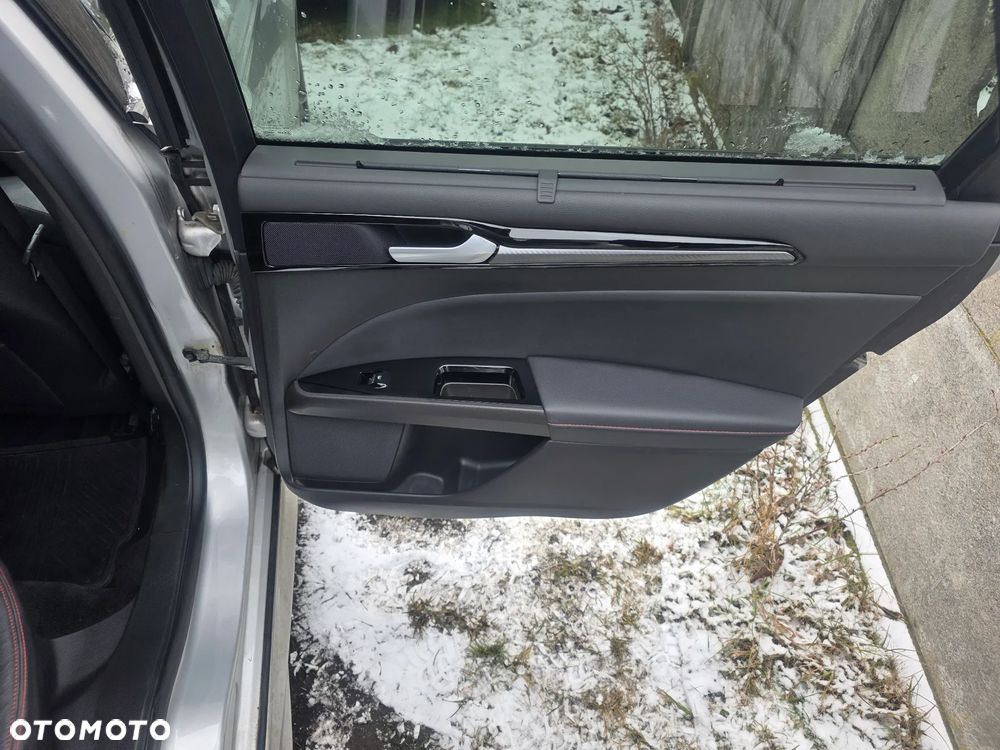 Ford Mondeo 2.0 EcoBlue ST-Line - 18