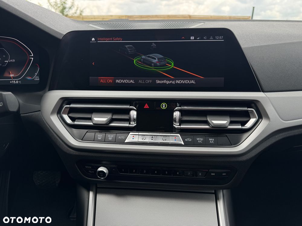 BMW Seria 3 318d Business Edition - 24