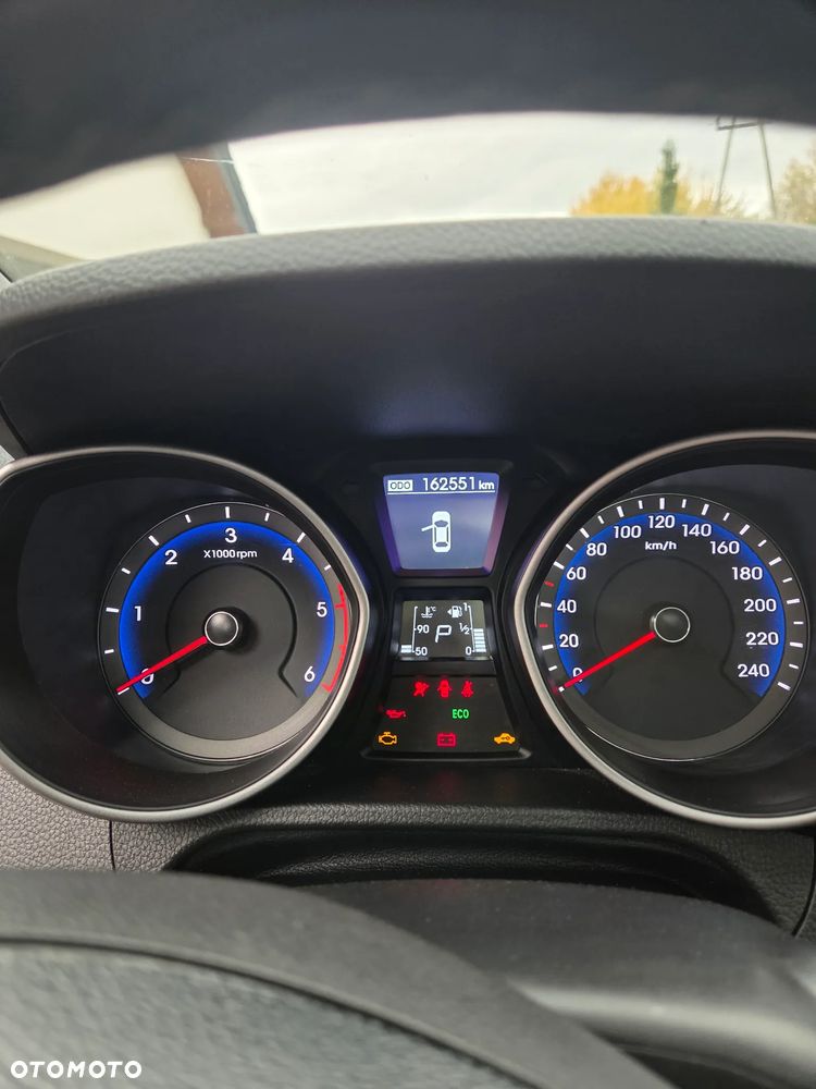 Hyundai i30 1.6 CRDi Comfort DCT - 8