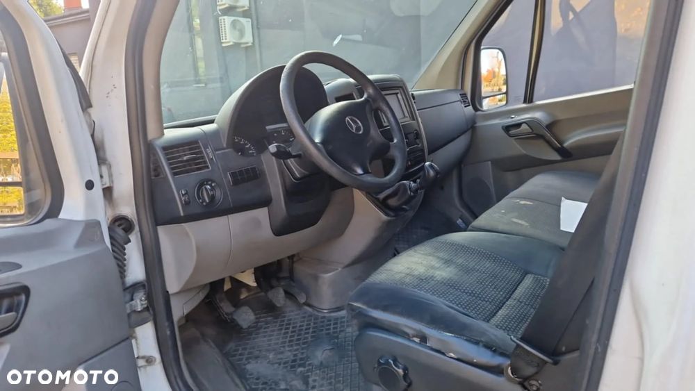 Mercedes-Benz SPRINTER - 7