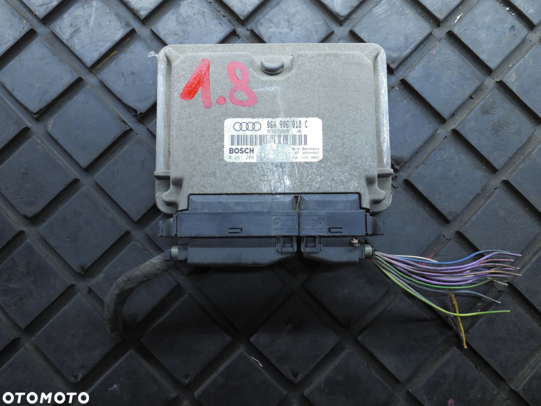 STEROWNIK KOMPUTER SILNIKA 1.8 06A906018C AUDI A3 1.8 + WTYCZKI INSTALACJA - 1