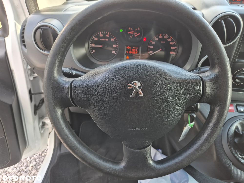 Peugeot PARTNER - 32