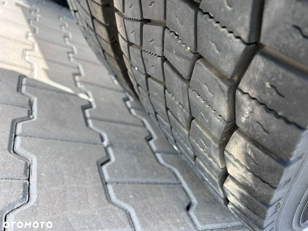 Mercedes-Benz ACTROS - 27