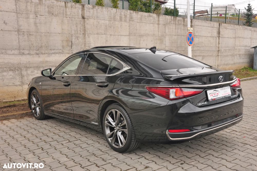 Lexus Seria ES 300h F Sport - 8