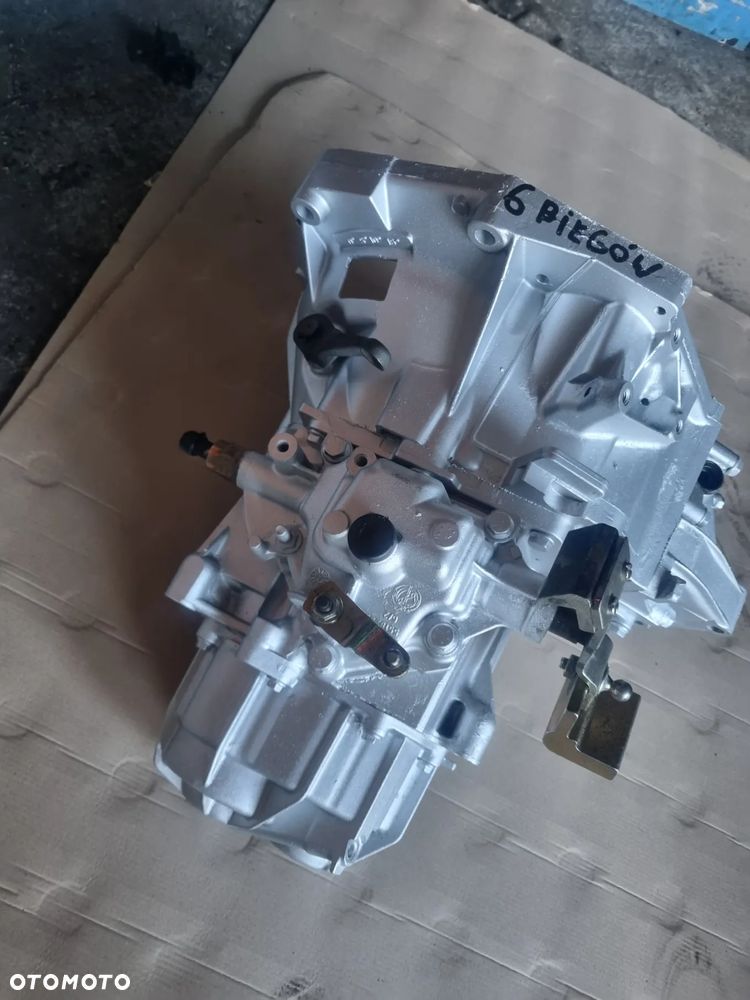 Skrzynia biegów Fiat Stilo Bravo II Delta III 1.4 16v 6 biegów - 1