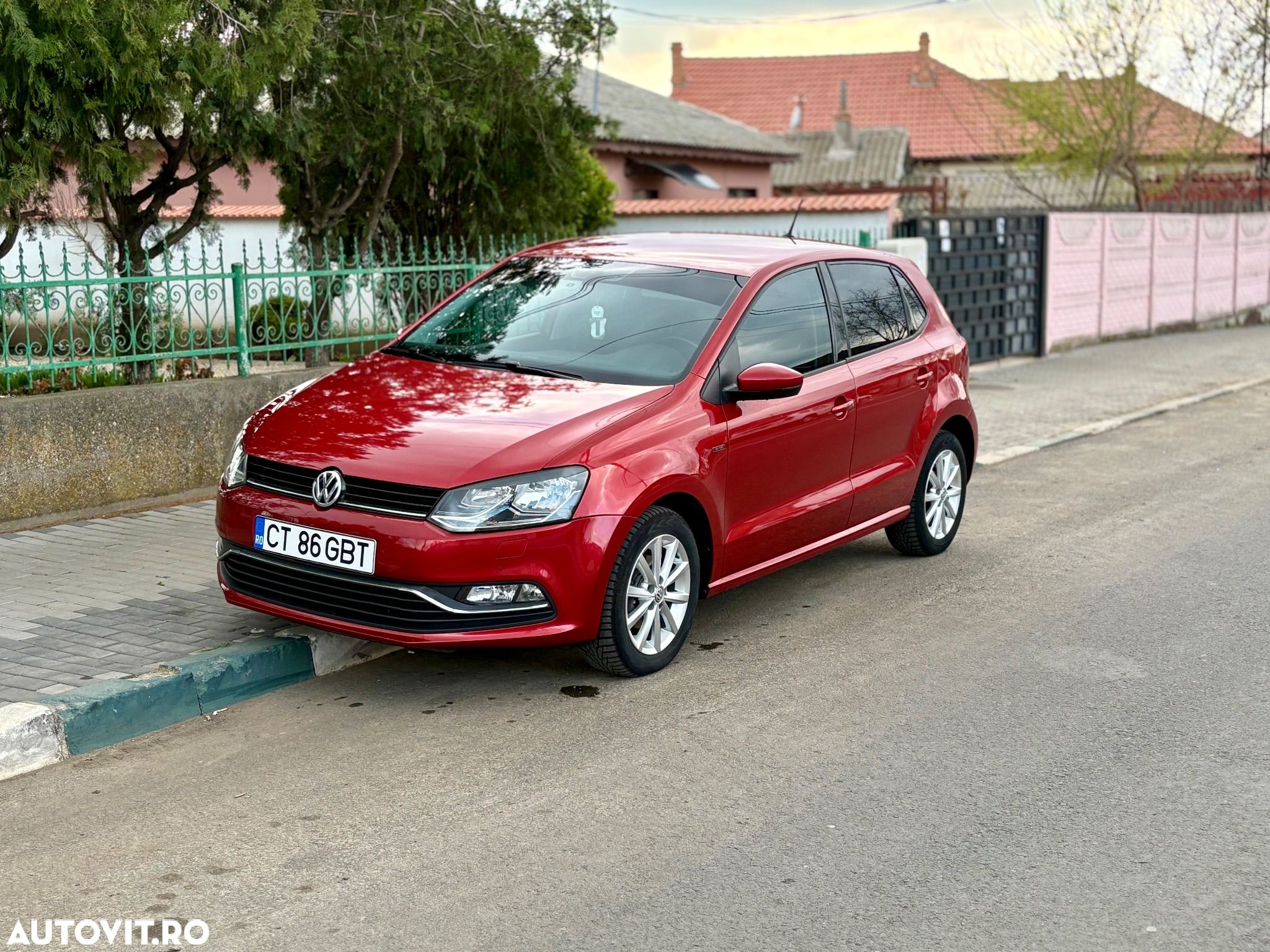 Volkswagen Polo 1.0 Blue Motion Technology Lounge - 1