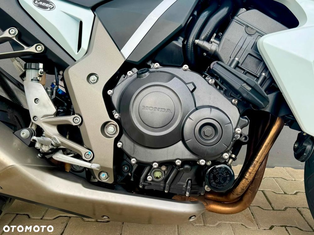 Honda CB - 10