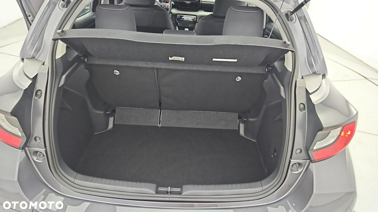 Toyota Yaris - 18
