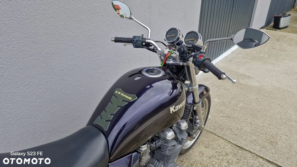 Kawasaki Zephyr - 9