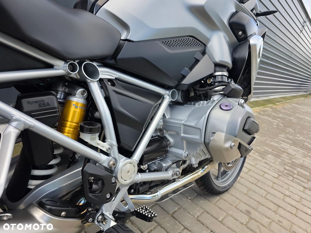 BMW R - 22