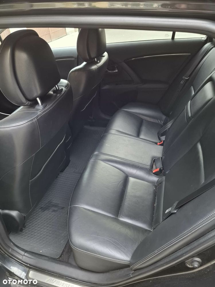 Toyota Avensis 1.8 Business Edition - 15