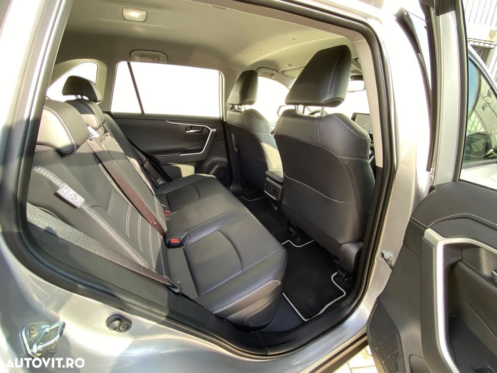 Toyota RAV4 2.5 Hybrid VVT-iE 4x4 Luxury - 6