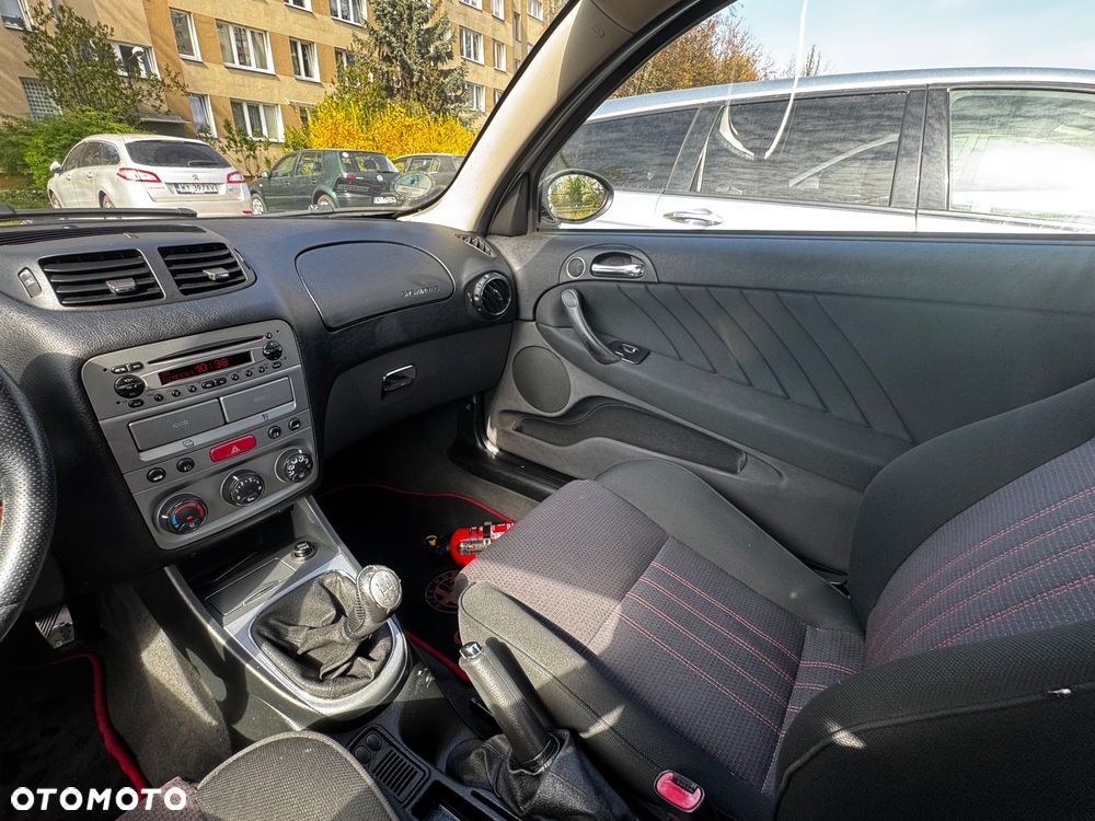 Alfa Romeo 147 - 5