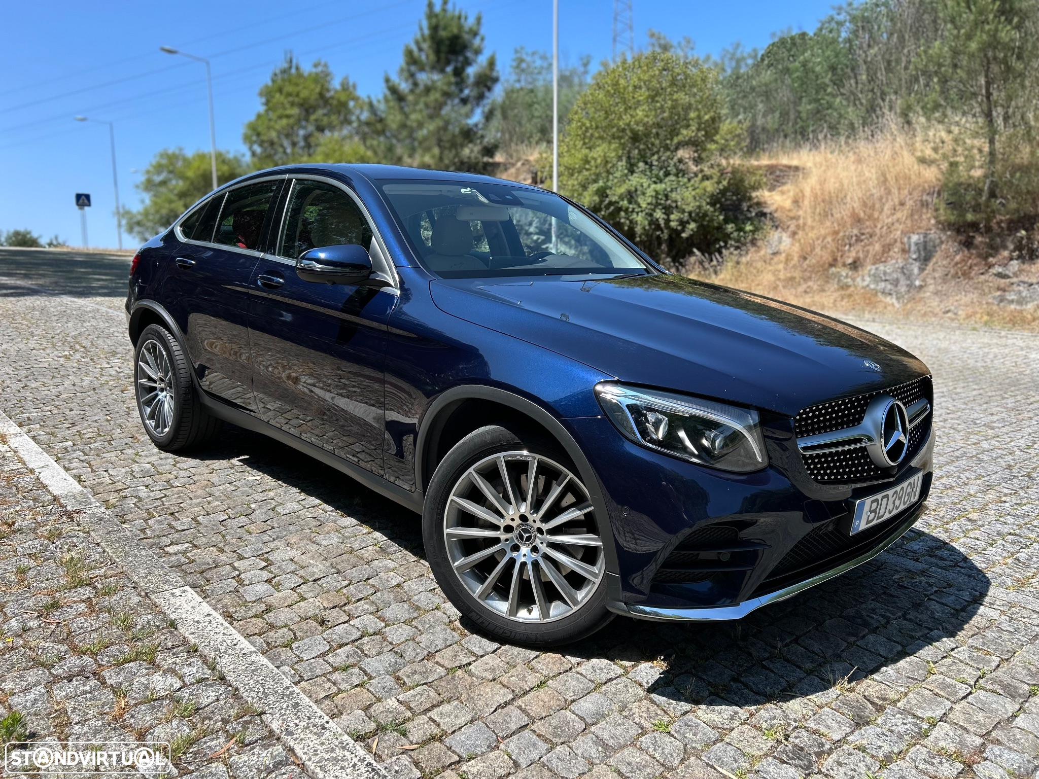 Mercedes-Benz GLC 250 Coupe 4Matic 9G-TRONIC AMG Line - 6