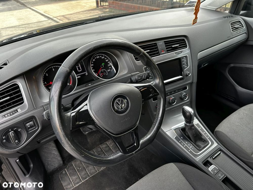 Volkswagen Golf 1.6 TDI DPF DSG Trendline - 14