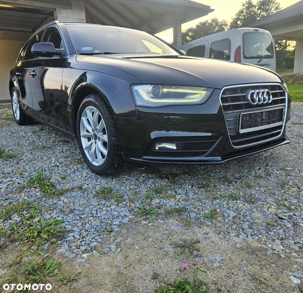 Audi A4 Avant - 4