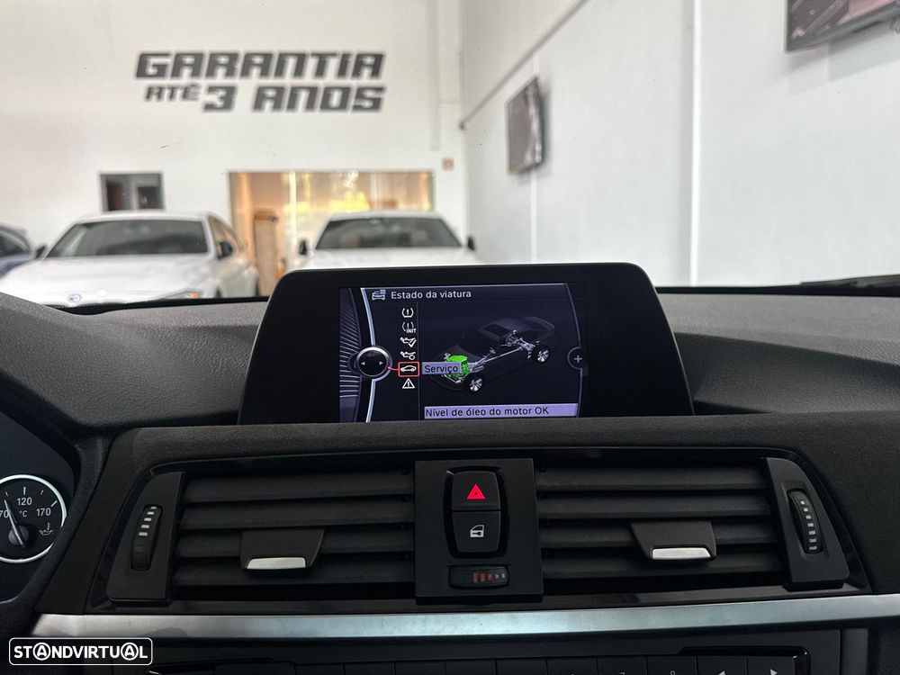 BMW 328 i Auto Pack M - 22