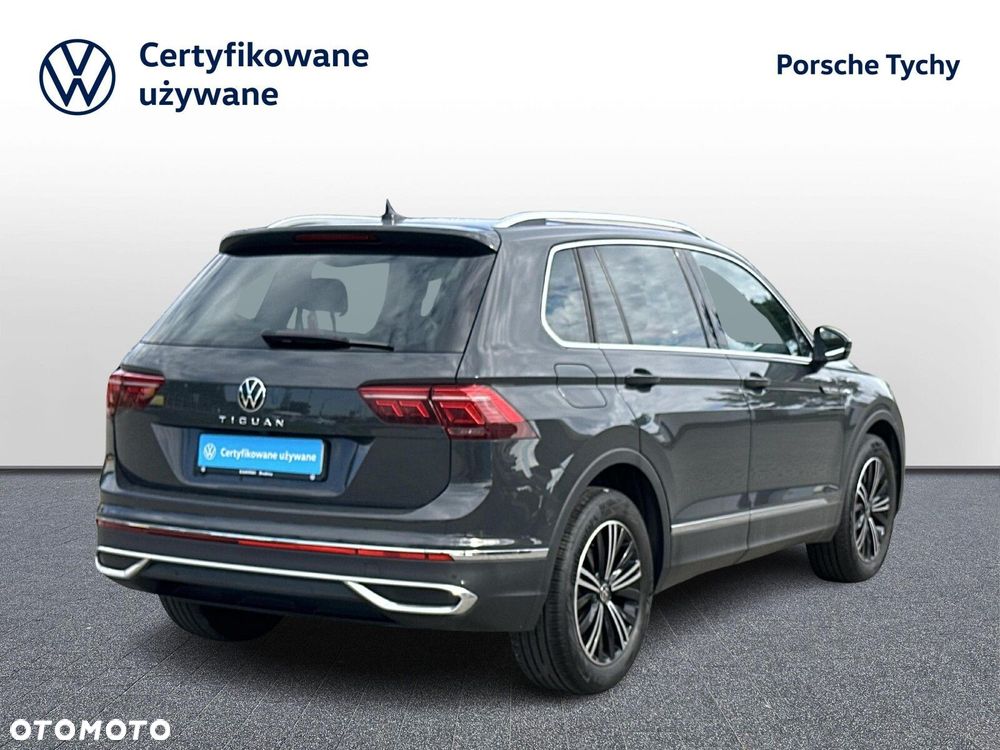 Volkswagen Tiguan - 2
