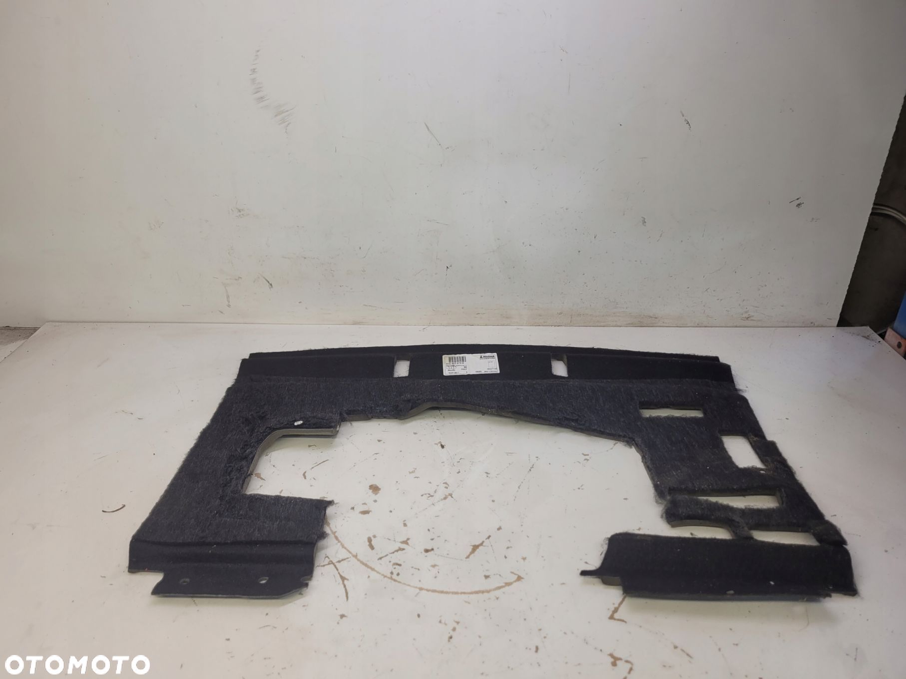 WYGŁUSZENIE PODŁOGI TYLNE AUDI A8 D4 4H0863874B - 1