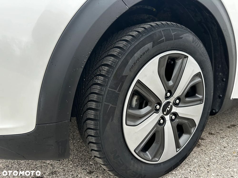 Kia Niro - 25