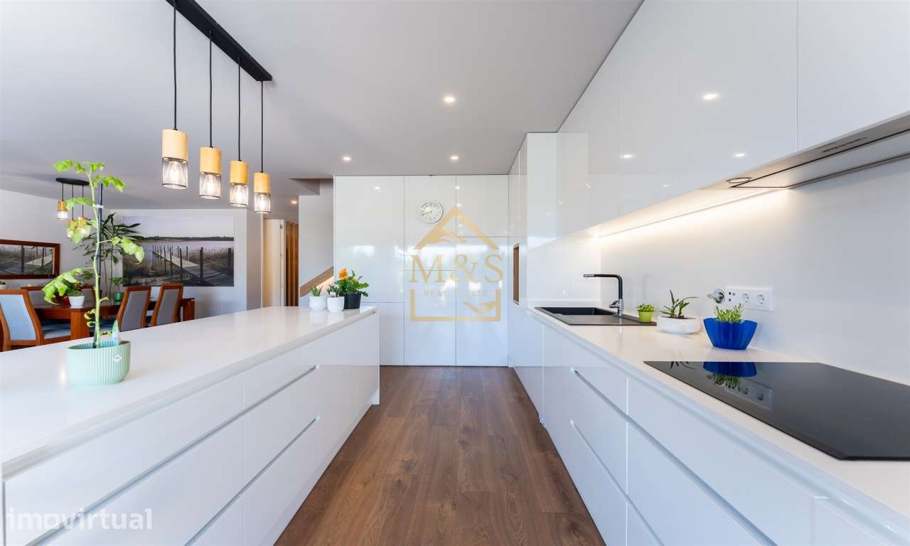 Moradia T3 Luxo | Jardim | 1500mts da Praia - Vila Conde - Grande imagem: 5/41