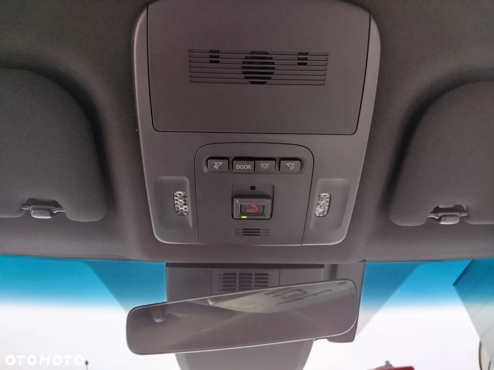 Toyota Camry 2.5 Hybrid Dynamic Force Prestige e-CVT - 12