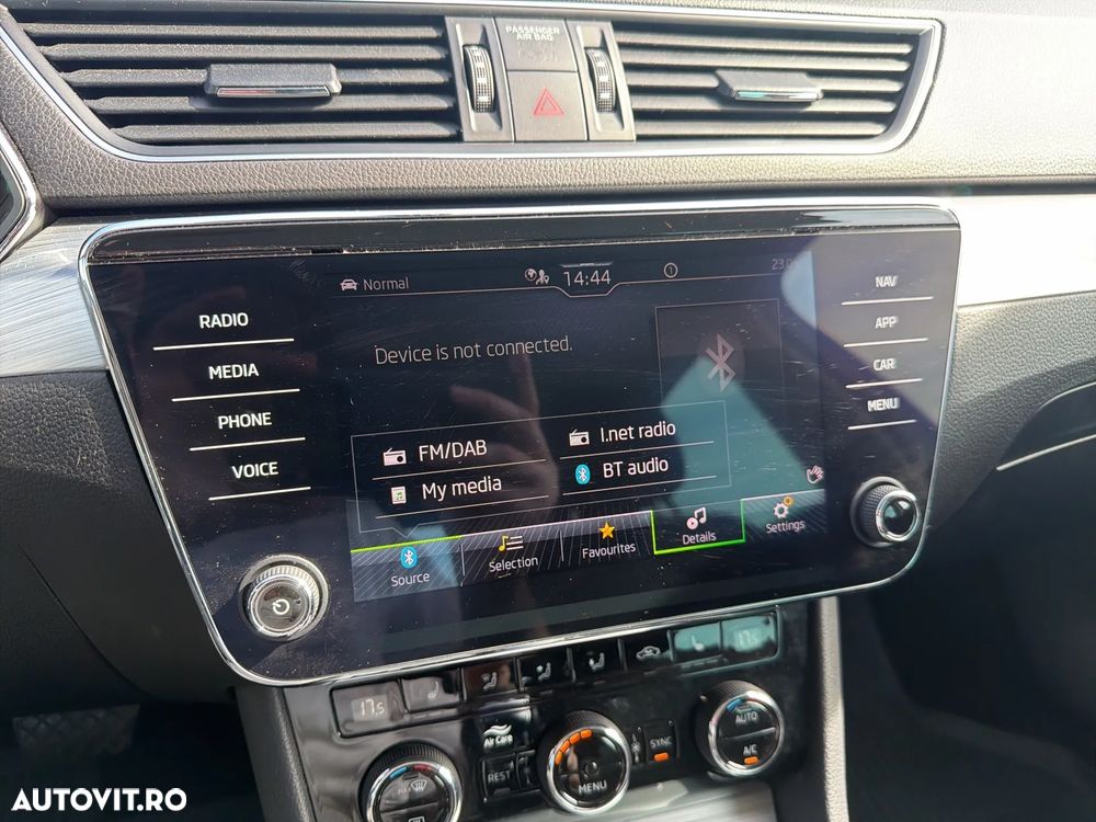 Skoda Superb 2.0 TDI DSG Ambition - 23