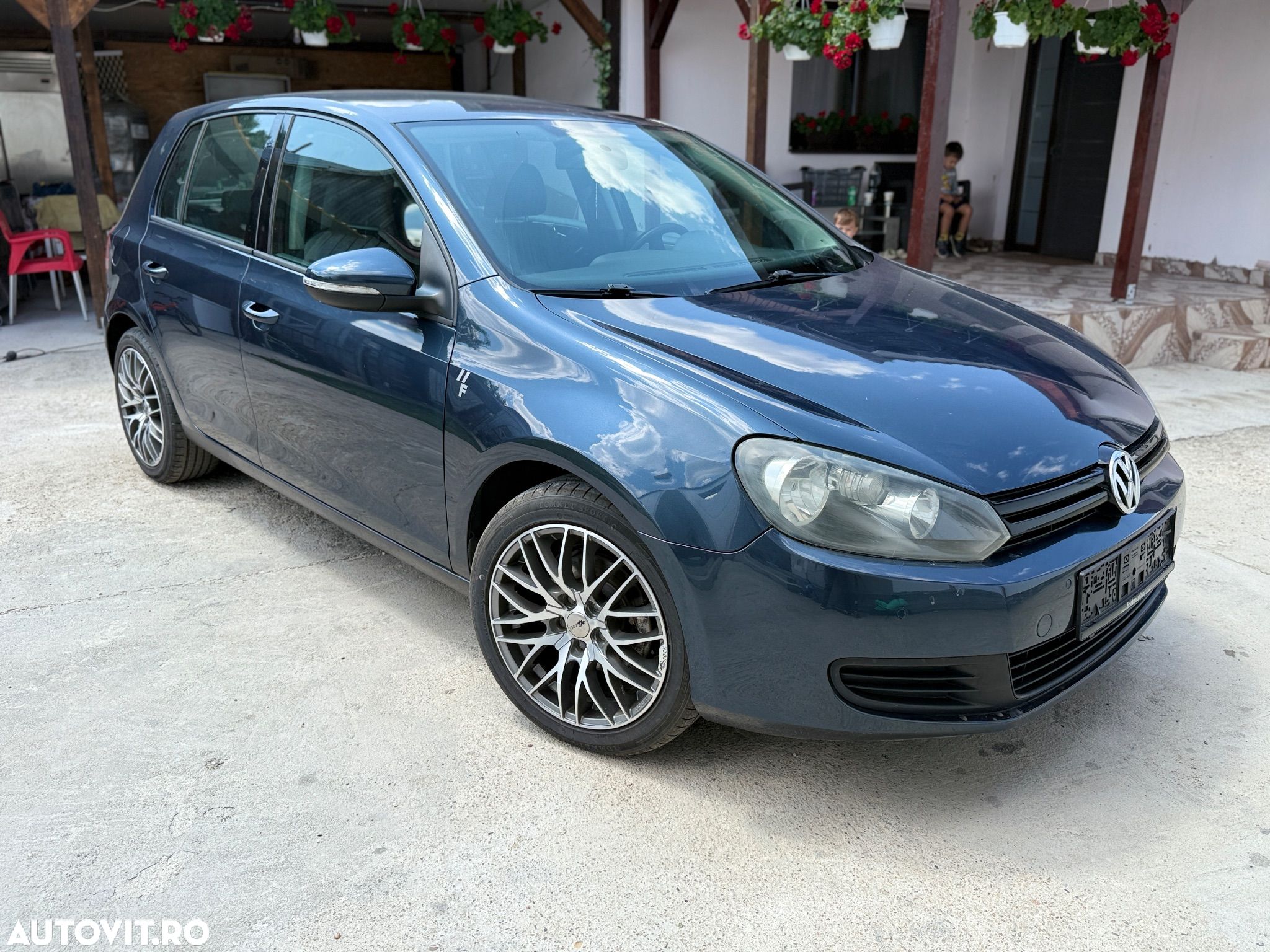 Volkswagen Golf 1.6 TDI DPF Trendline - 1