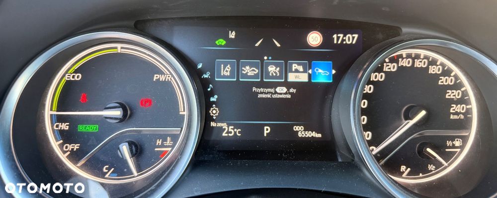 Toyota Camry 2.5 Hybrid Prestige CVT - 9