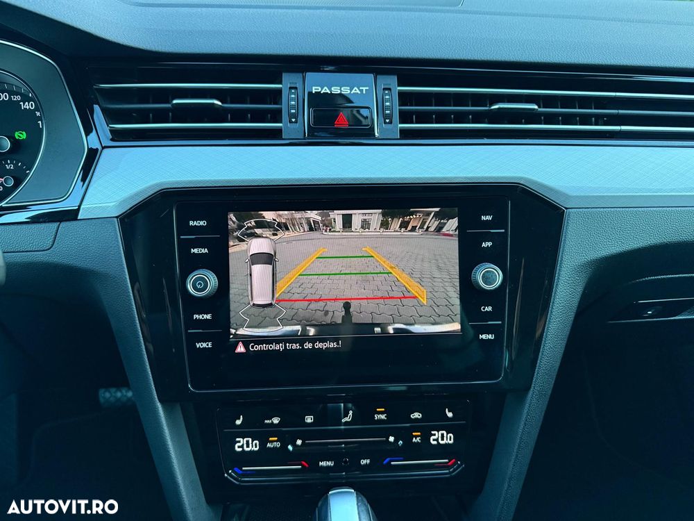 Volkswagen Passat - 21