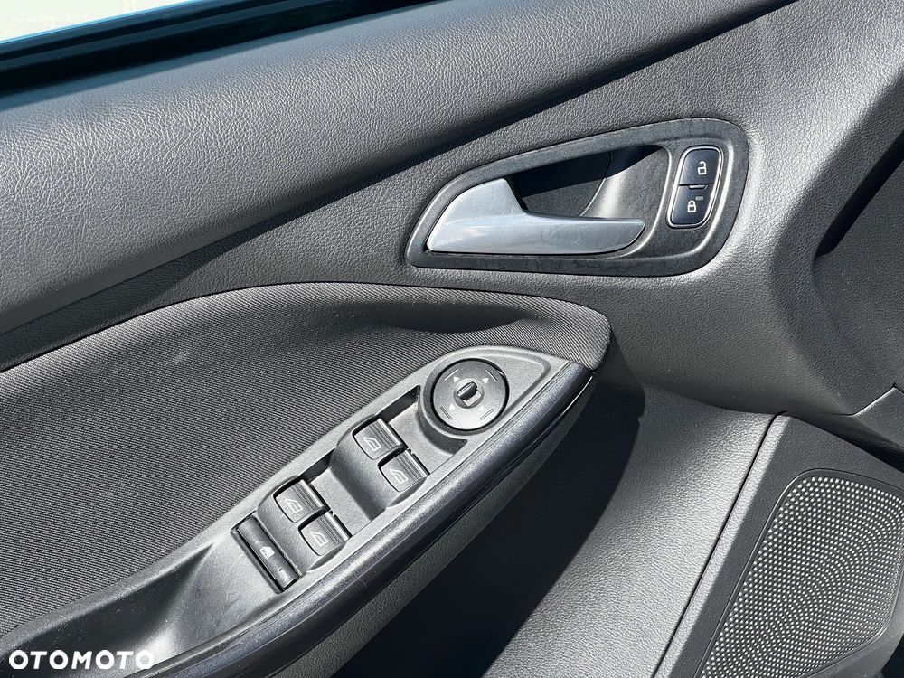 Ford Focus 1.5 TDCi Titanium PowerShift - 22