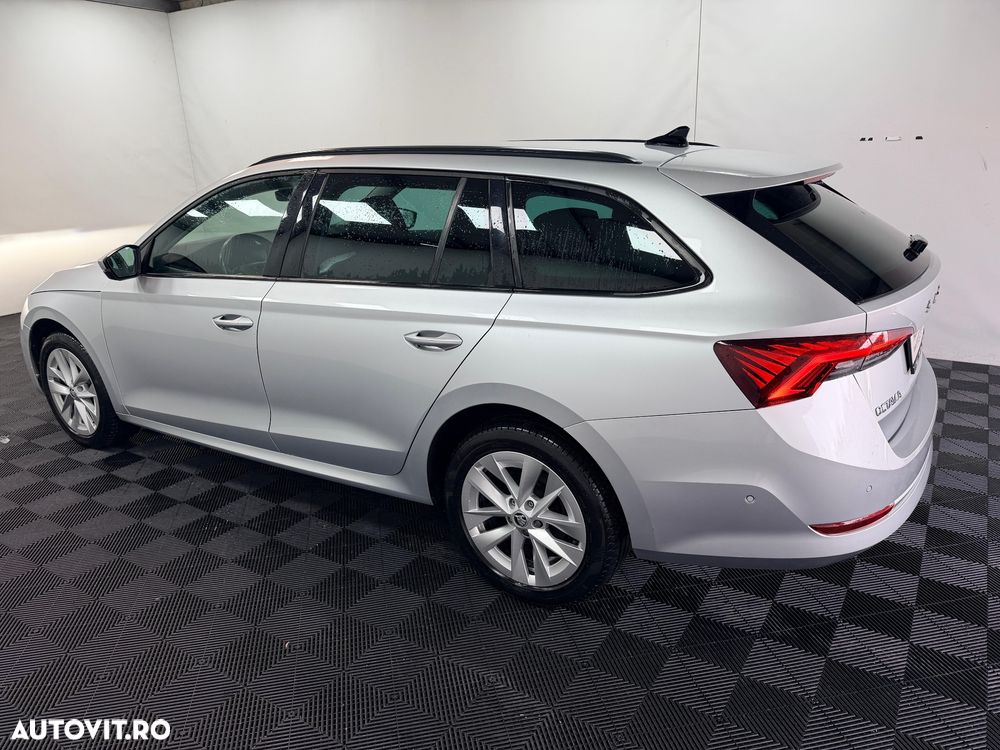 Skoda Octavia 2.0 TDI DSG Style - 16