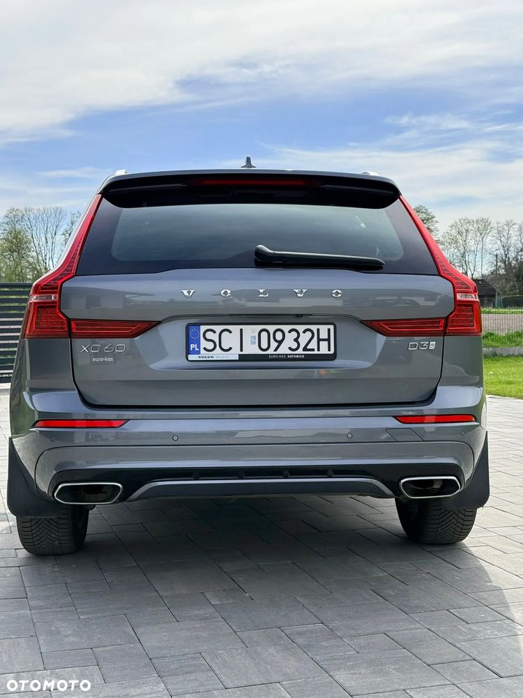 Volvo XC 60 D3 R-Design - 4