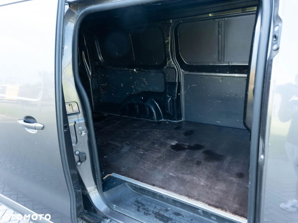 Opel Vivaro - 14
