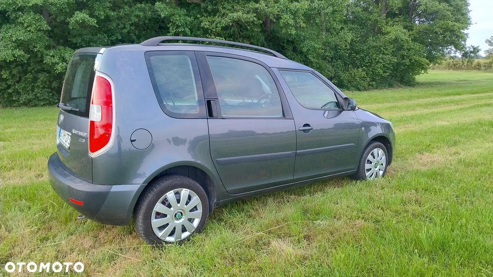 Skoda Roomster 1.2 12V HTP PLUS EDITION - 8