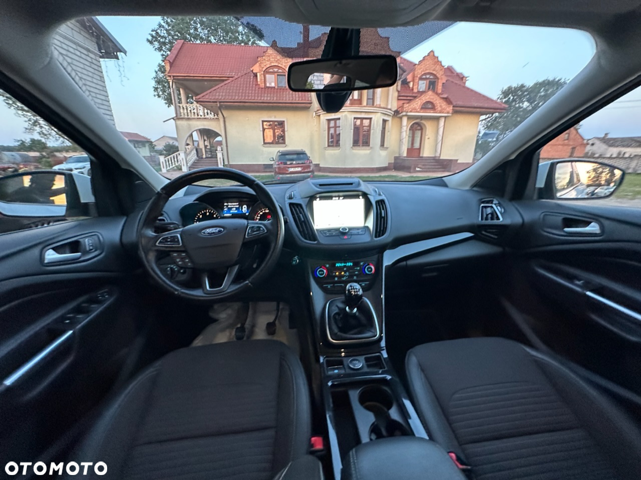 Ford Kuga - 15