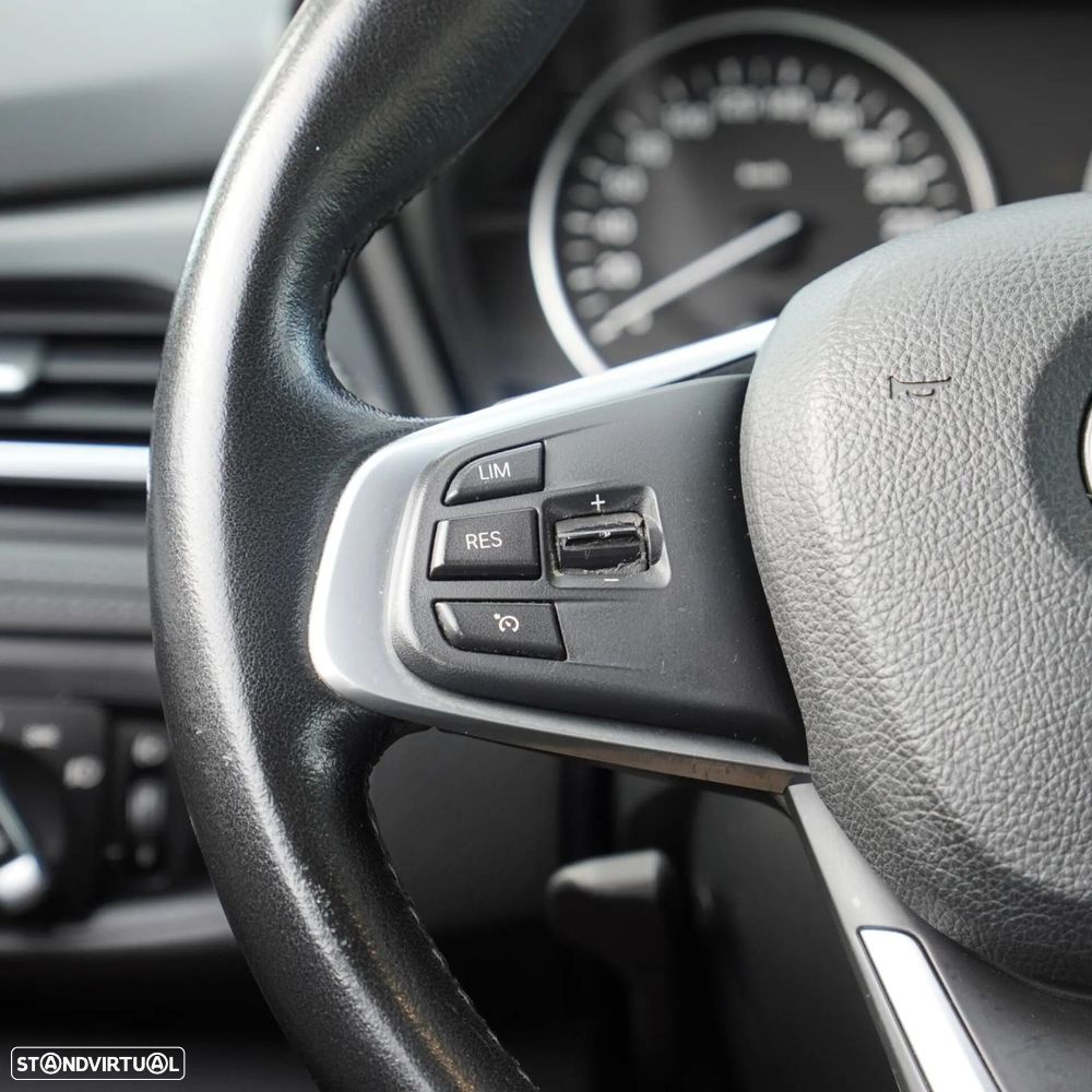 BMW 216 Active Tourer d - 18