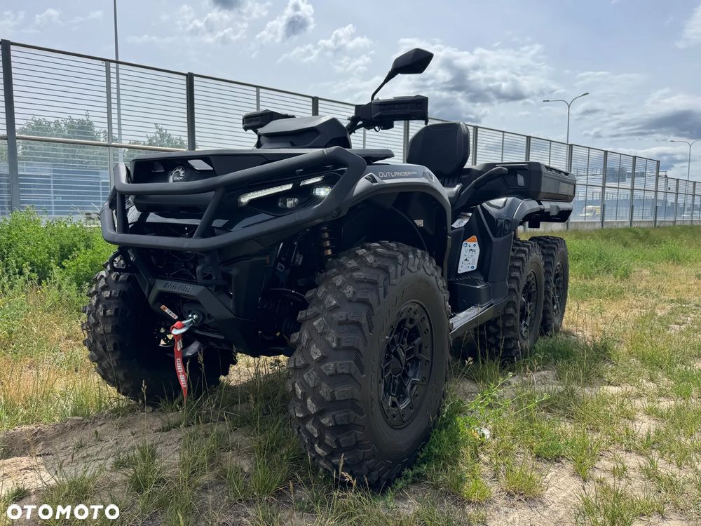 Can-Am Outlander - 4