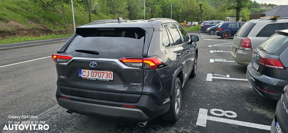 Toyota RAV4 - 3