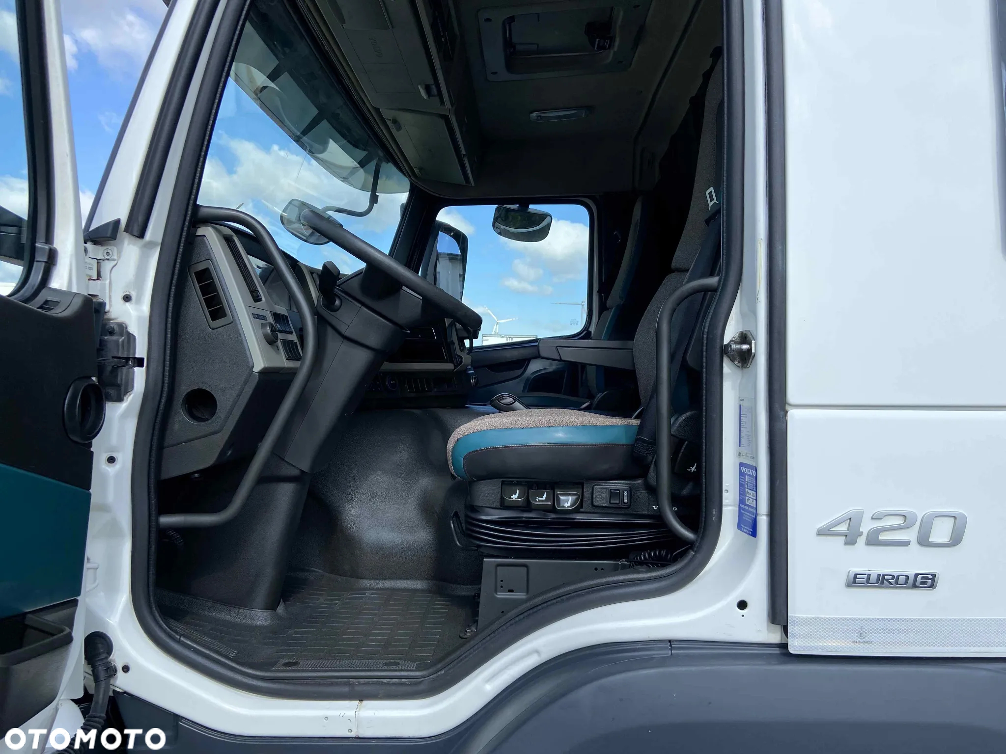 Volvo FM 420 23 PALETY OŚ SKRĘTNA EURO 6 - 6