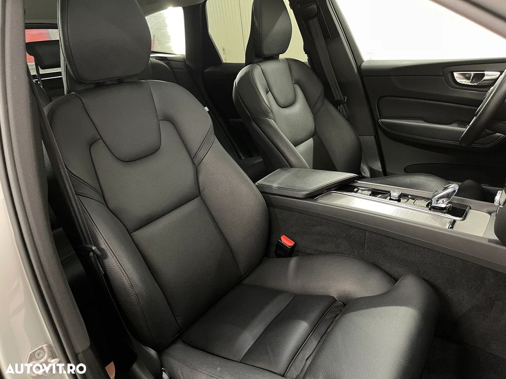 Volvo XC 60 T6 AWD Recharge Geartronic Inscription - 10