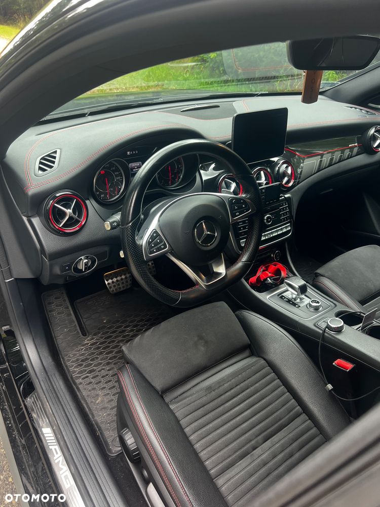Mercedes-Benz CLA - 7