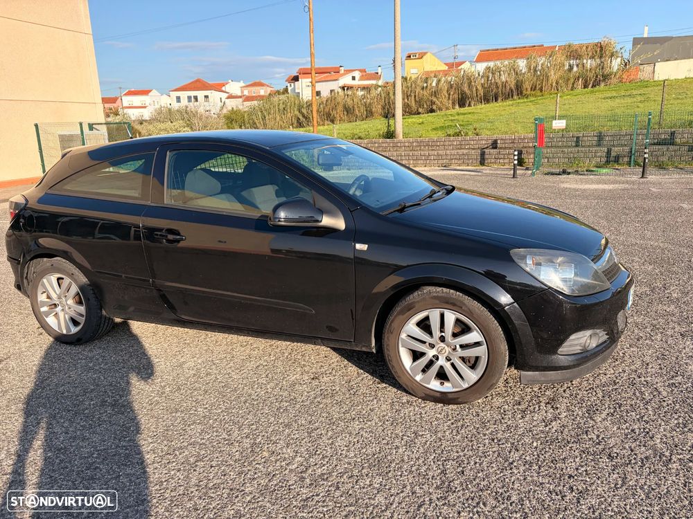 Opel Astra GTC 1.7 CDTI - 8