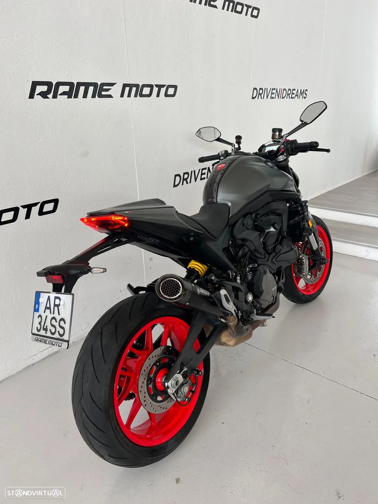 Ducati Monster 937 - 16