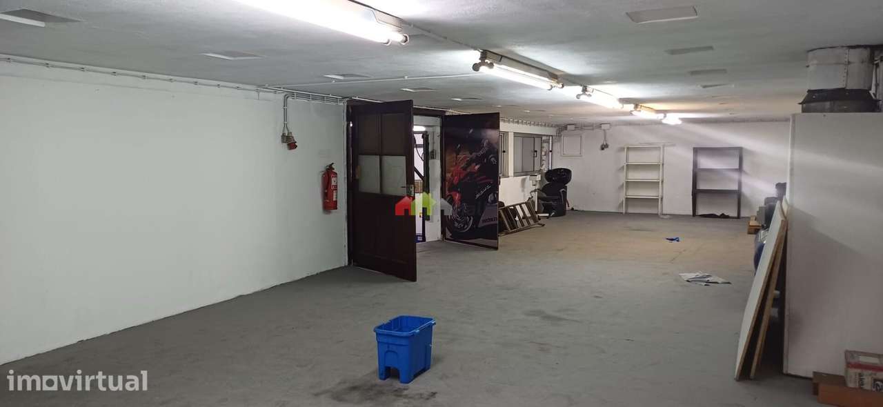 Oficina e Garagem Pronta a Faturar com 410,70 m2 no Alto do Seixalinho - Grande imagem: 5/28