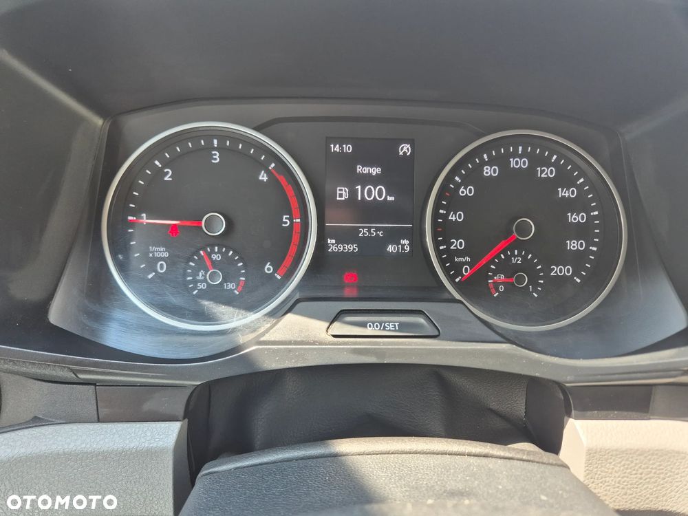 Volkswagen CRAFTER (32917) - 17